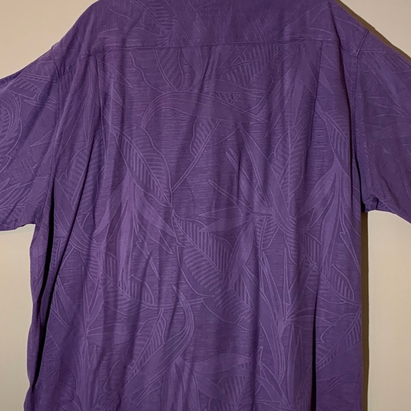 XL Purple Tommy Bahama Silk Camp Shirt - Picture 2 of 3
